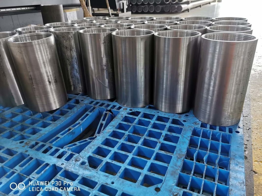 5 1/2 API 5CT Tubing dan Casing Carbon Steel Modified Seal-Ring Coupling untuk Oil&Gas Well
