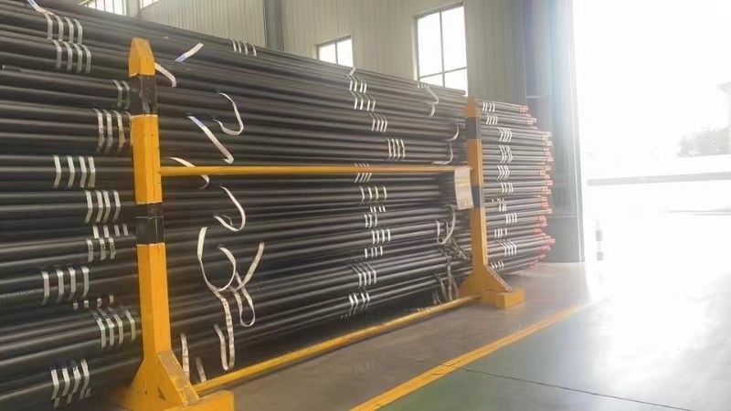 API 5CT Casing and Tubing Pipe untuk sumur dangkal, menengah, dan dalam dengan beberapa pilihan kelas